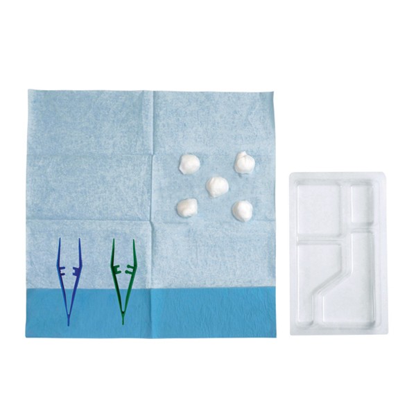 Set de pansement stérile 1 champ + 2 pinces + 5 tampons Nessicare